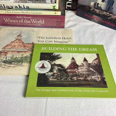 U1033 Travel Book Lot