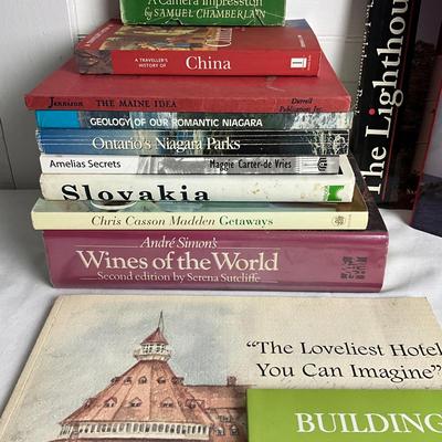 U1033 Travel Book Lot