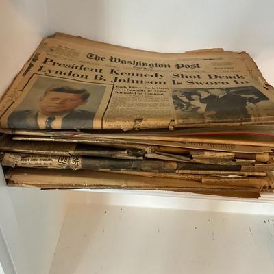 U1035 Vintage The Washington Post JFK Newspaper Assassination Lot