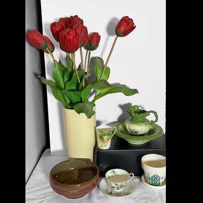 Vint. & Contemp. Decorative Lot