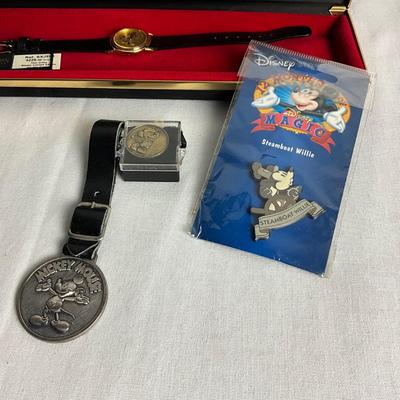 U1045 Mickey Mouse Steamboat Willie Watch