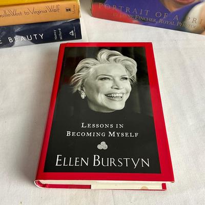 U1046 Large Hard and Soft Back of Notable Women Book Lot