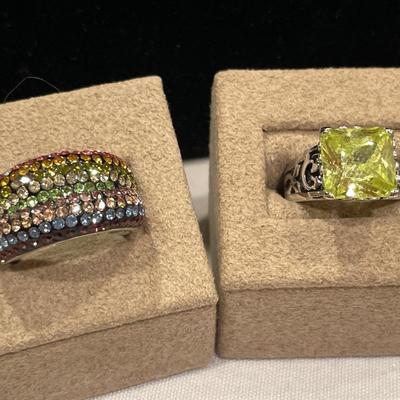 Multi color ring & square yellow color ring