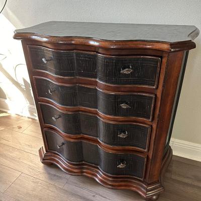 ETHAN ALLEN Small Four Drawer Chest
