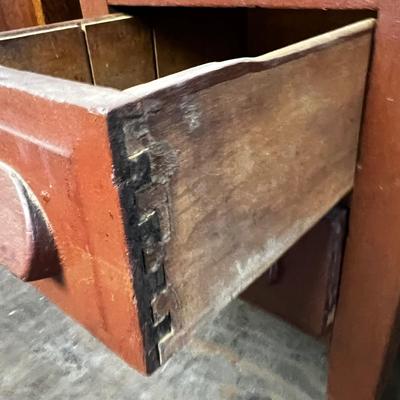 U872 Antique/Vintage 3 Drawer Oak Tables / Desk