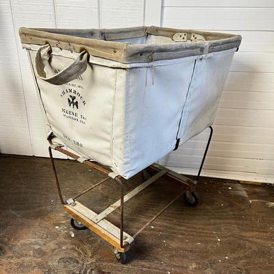 U877 Shamrock Faux Leather Laundry Basket on Wheels