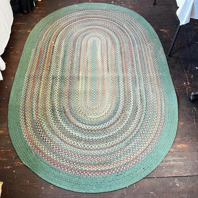 U886 Multicolored Oval Braided Rug