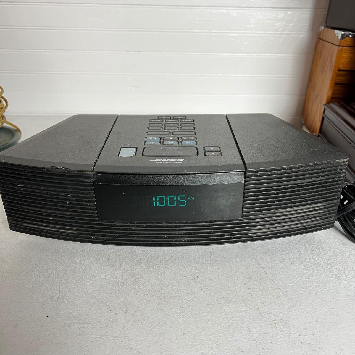U888 BOSE Wave Radio/CD Model AWRC1G