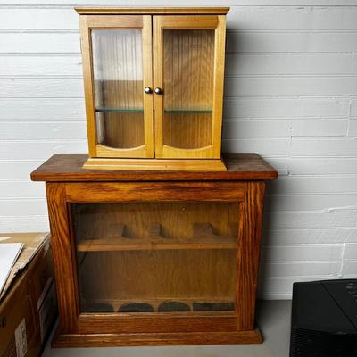 U891 Vintage Oak Liquor Cabinet & Small Glass Display