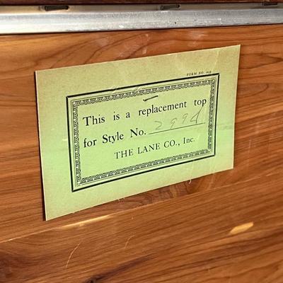 LANE ~ Cedar Chest ~ *Read Details