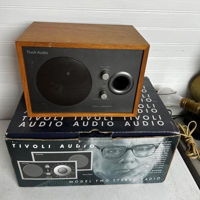 U895 Tivoli Audio Model Two Stereo Audio & Subwoofer