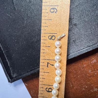Pearl Necklace and Bracelet, 14k Gold clasps