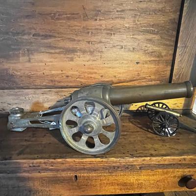 718 Vintage Bronze & Iron Cannon Replicas