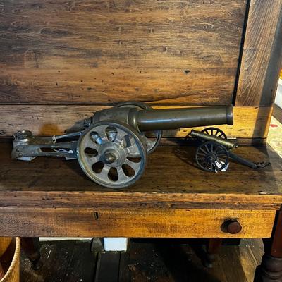 718 Vintage Bronze & Iron Cannon Replicas