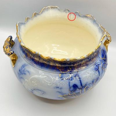 Vtg. Blue & White Floral Vase With Gold Accents ~*Read Details