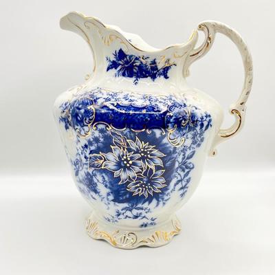 Vtg. Porcelain Wash Basin & Pitcher Set ~ England