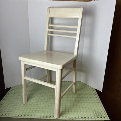 Vintage White Wooden Chair