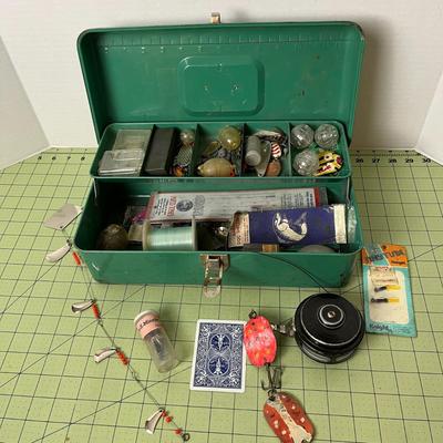 Vintage Hiawatha Green Tackle Box