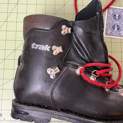 Vintage Trak Ski Boots