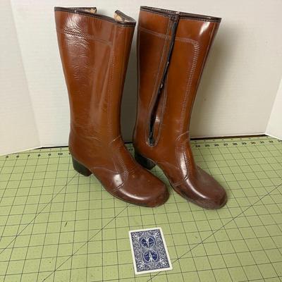 Vintage Brown Waterproof Boots Ladies size 7