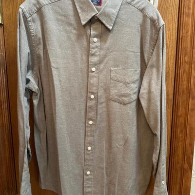 UNTUCKit FLANNEL SHIRTS