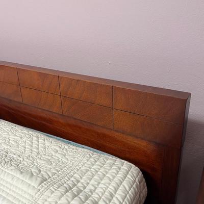 Three (3) Piece Full/Double MCM Low Profile Bedroom Suite ~ *Read Details