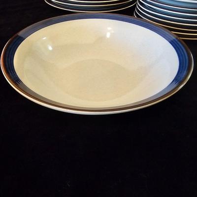 Winner's Circle Aqueduct Stoneware From Japan (DR-JS)