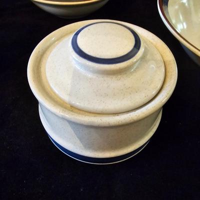 Winner's Circle Aqueduct Stoneware From Japan (DR-JS)