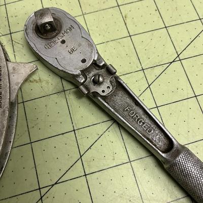 Ratchet Wrench and Sockets