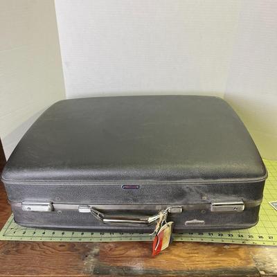 Vintage American Tourister