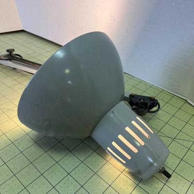 Mount Workbench Lamp