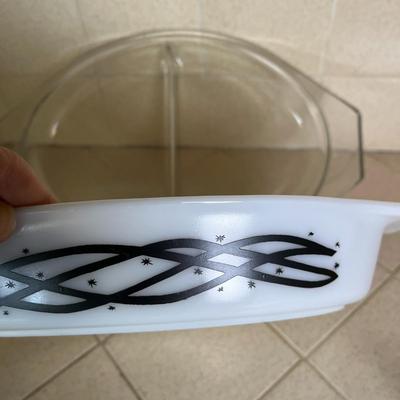 Pyrex Split Dish