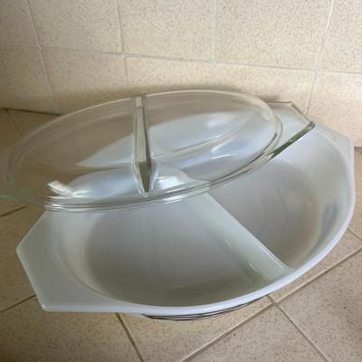 Pyrex Split Dish