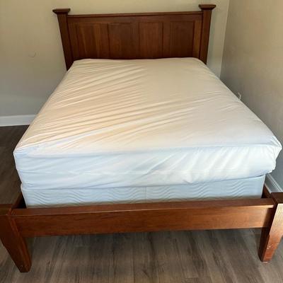 Queen Wood Bed Frame, Beauty Rest Mattress & Bed Frameâ€”LIKE NEW!