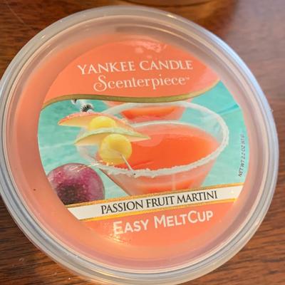 Illuminating Yankee Candle Scented Lamp
