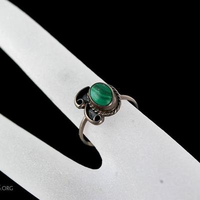 Syerling Malachite Ring
