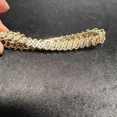 10 K Gold and Diamond Bracelet