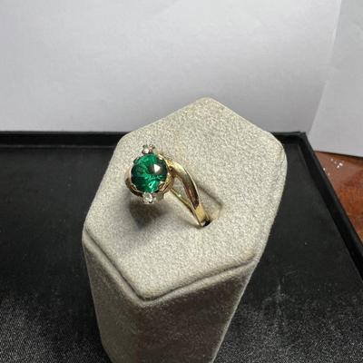 10 K Gold, Diamond and Emerald