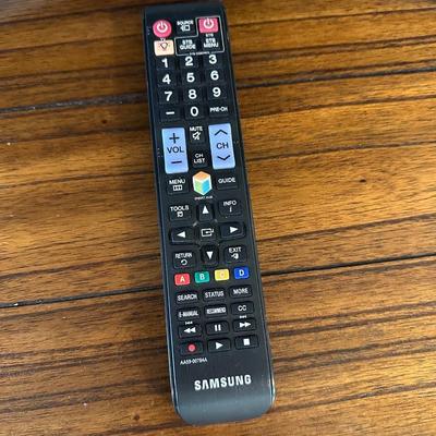 32â€ Samsung Smart TV