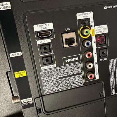 32â€ Samsung Smart TV