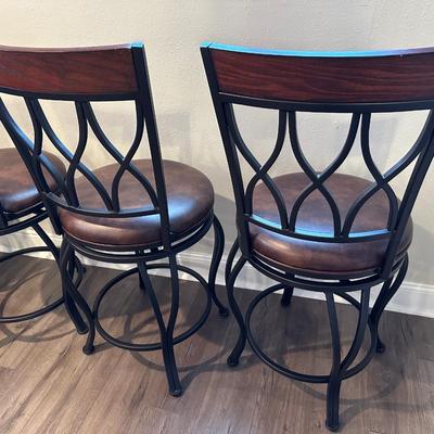 Steve Silver Co. Swivel Barstools (4)