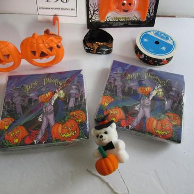 Lot of Misc Halloween, Napkins, Candy Containers, Glasses, Etc
