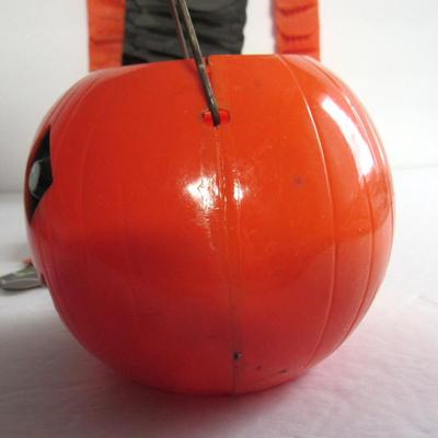 Vintage Cat Tissue Hanger and Hard Plastic JOL Bucket