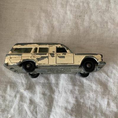 MATCHBOX--1983-- 20 Car Collector's Car Case- Steering Wheel --Vintage Original