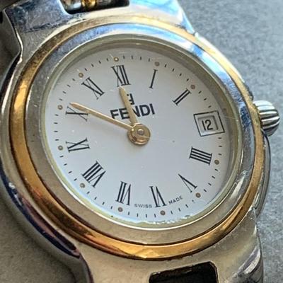 Fendi Womens Model 5ATK Wristwatch