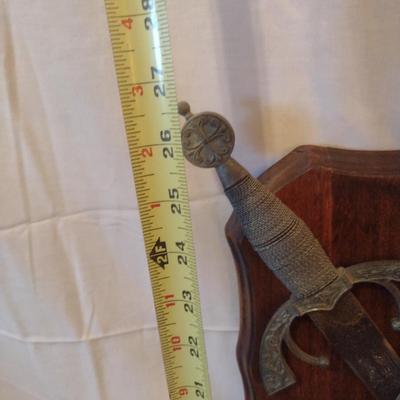 Medieval Crest with Crossing Cutlery on Solid Wood Plaque