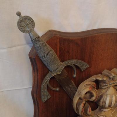 Medieval Crest with Crossing Cutlery on Solid Wood Plaque