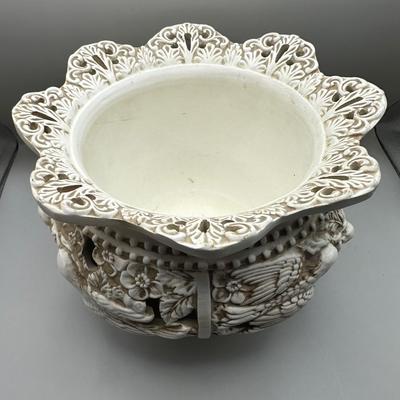 Vintage Ardalt Uccello Birds Flowers Carved Pierced Pedestal Vase Compote Italy