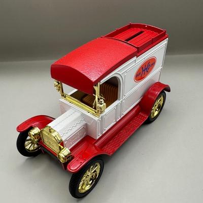 Lot of 2 Ertl Die-Cast Metal Replica Ford Van Locking Banks