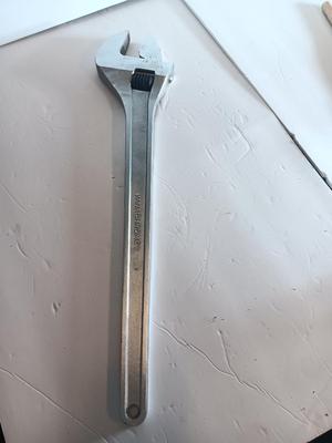 LARGE France - Facom No. 113/24 Adjustable wrench - crescent wrench 24"